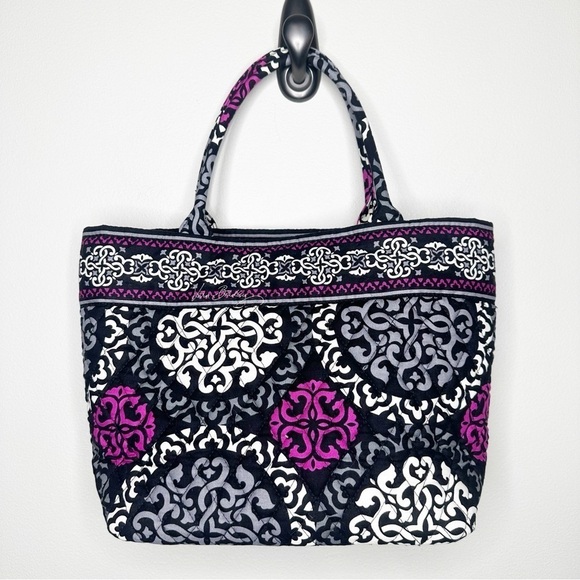Vera Bradley Holiday Tote Canterbury Magenta - Picture 1 of 6